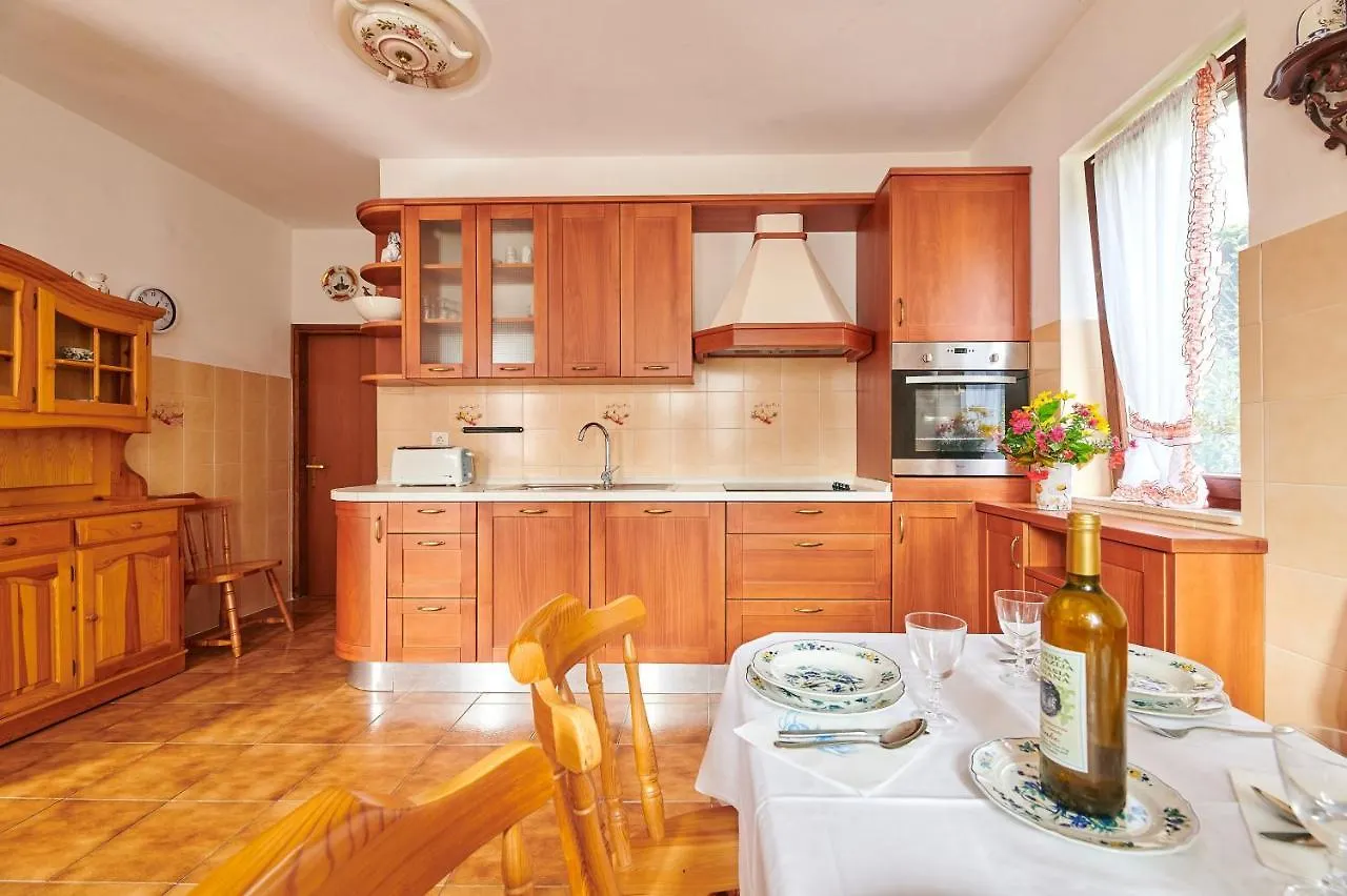 Holiday House With A Parking Space Valica, Umag - 20533 0*,  Croacia